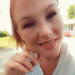 Meet your Posher, Katelyn